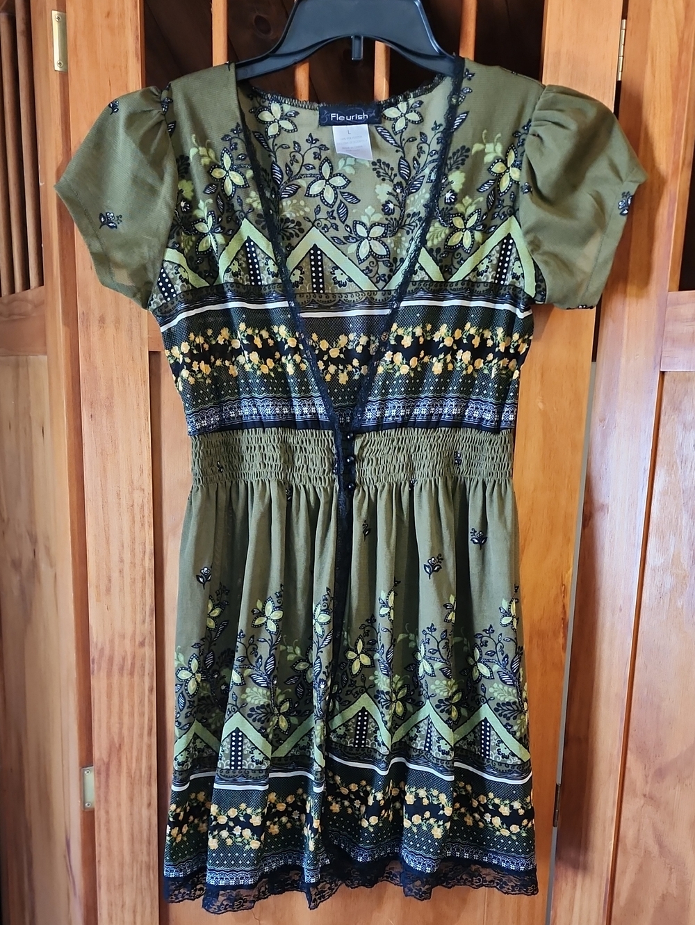 Fleurish Olive & Black Floral Button-Front Boho Kimono